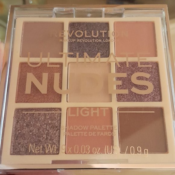Revolution Makeup Ultimate Nudes Shadow Palette - Light.  Cruelty free and vegan - Picture 6 of 6